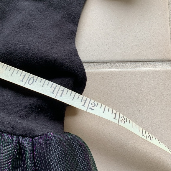 Très Lovey girl’s dress. Approximately size 5/6 - Picture 5 of 8